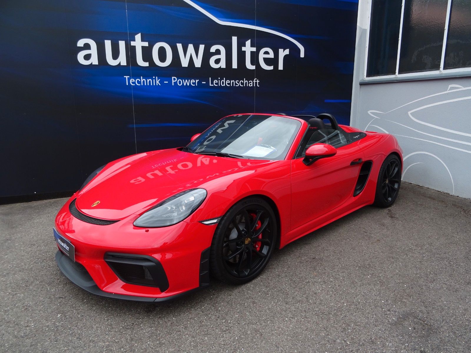 Fahrzeugabbildung Porsche Boxster 718 Spyder -top Ausstattung - 1490km -