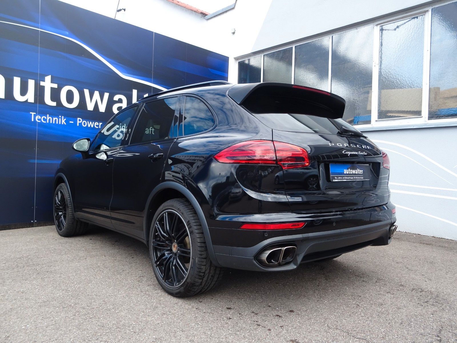 Fahrzeugabbildung Porsche Cayenne Turbo