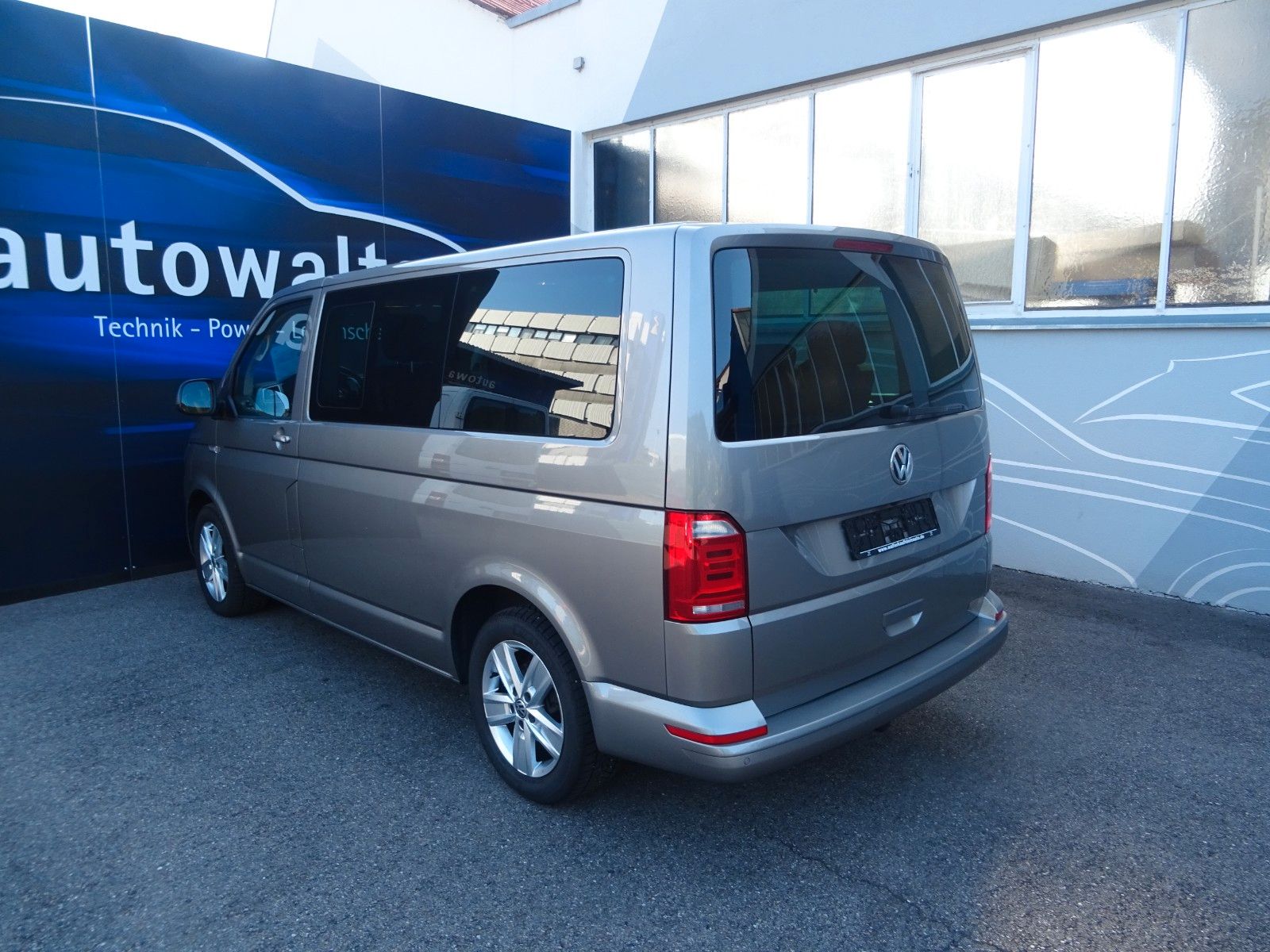 Fahrzeugabbildung Volkswagen T6 Multivan