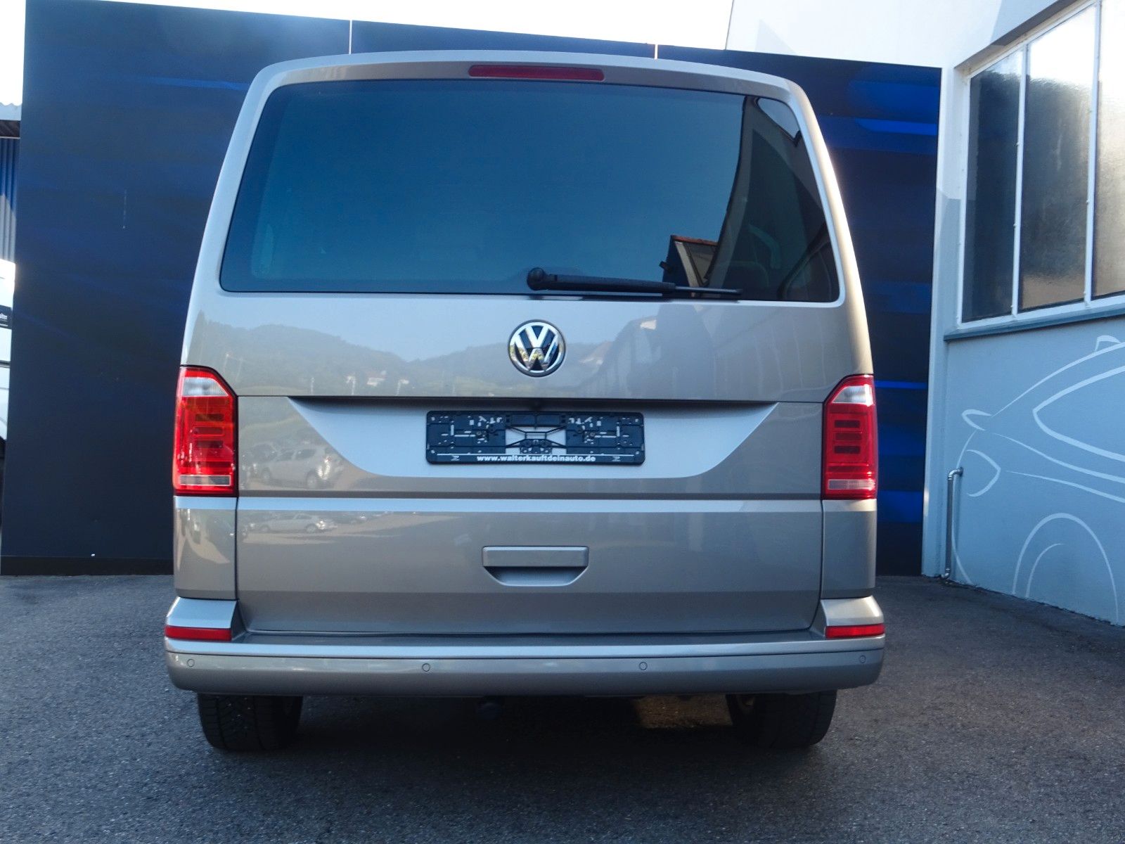 Fahrzeugabbildung Volkswagen T6 Multivan