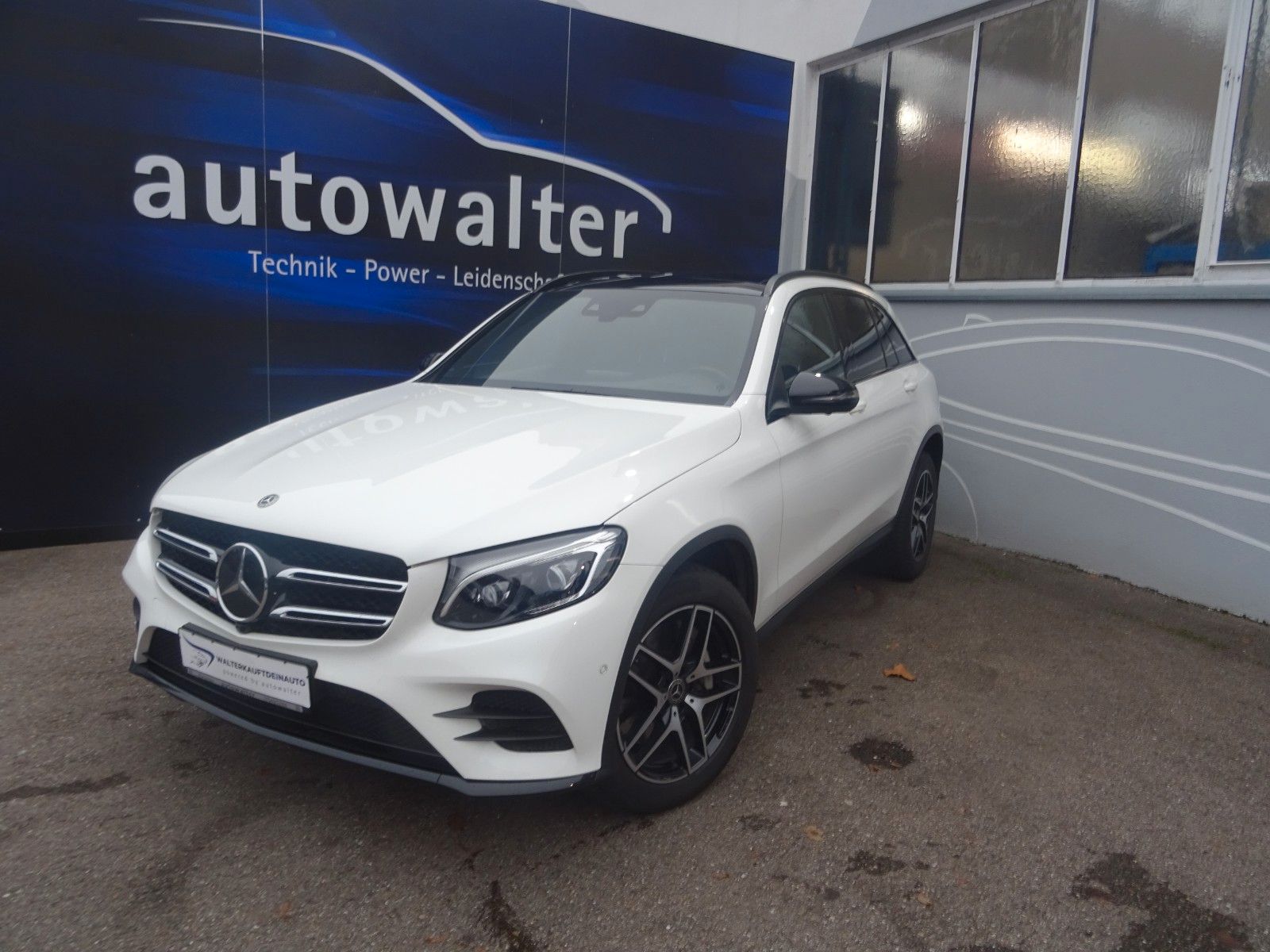 Fahrzeugabbildung Mercedes-Benz GLC 350 d 4Matic AMG Line,AHK schwenkbar,Head up