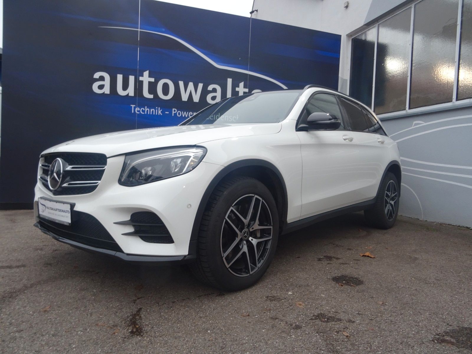 Fahrzeugabbildung Mercedes-Benz GLC 350 d 4Matic AMG Line,AHK schwenkbar,Head up