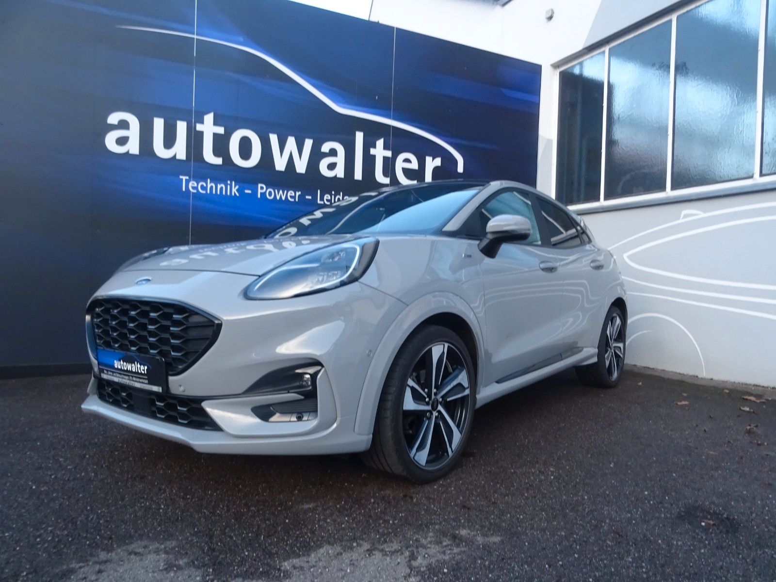 Fahrzeugabbildung Ford Puma Hybrid ST-Line X / AHK /  1.Hand