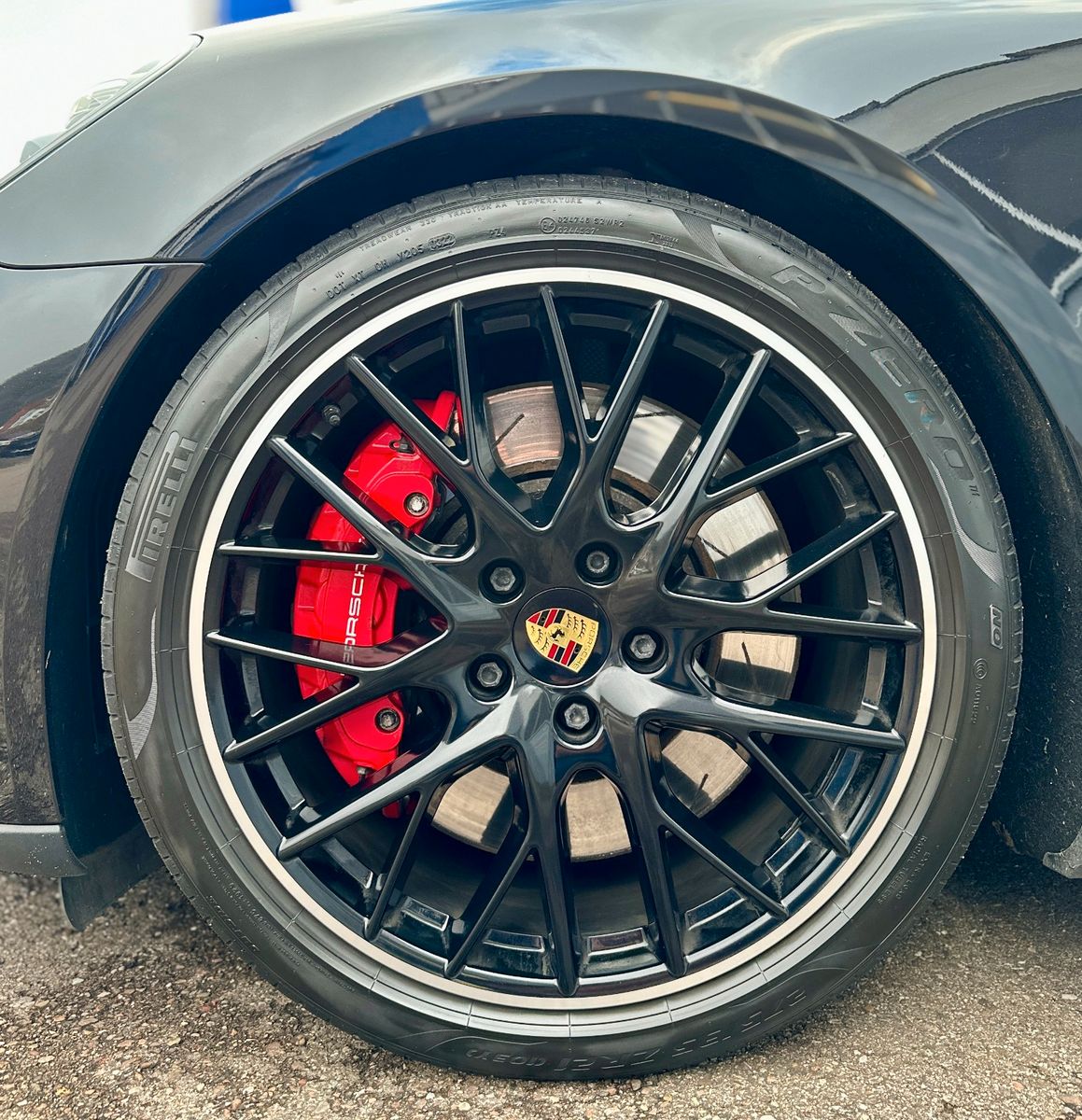 Fahrzeugabbildung Porsche Panamera Turbo-Vollausstattung-NP 202.000€