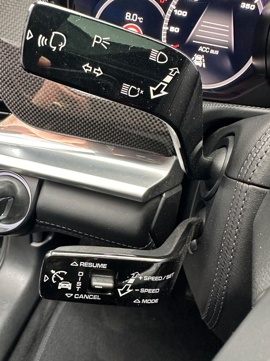 Fahrzeugabbildung Porsche Panamera Turbo-Vollausstattung-NP 202.000€
