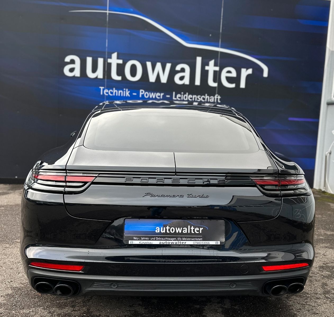 Fahrzeugabbildung Porsche Panamera Turbo-Vollausstattung-NP 202.000€