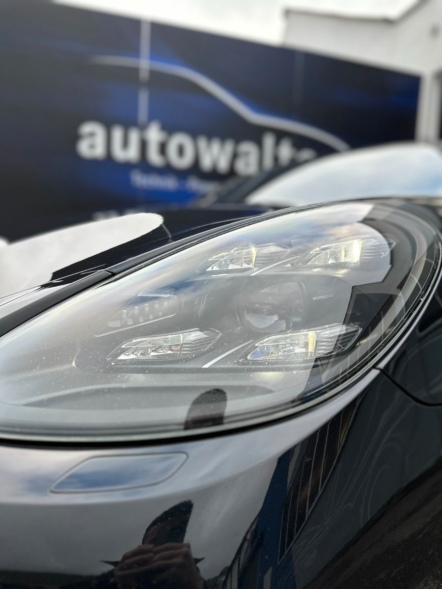 Fahrzeugabbildung Porsche Panamera Turbo-Vollausstattung-NP 202.000€