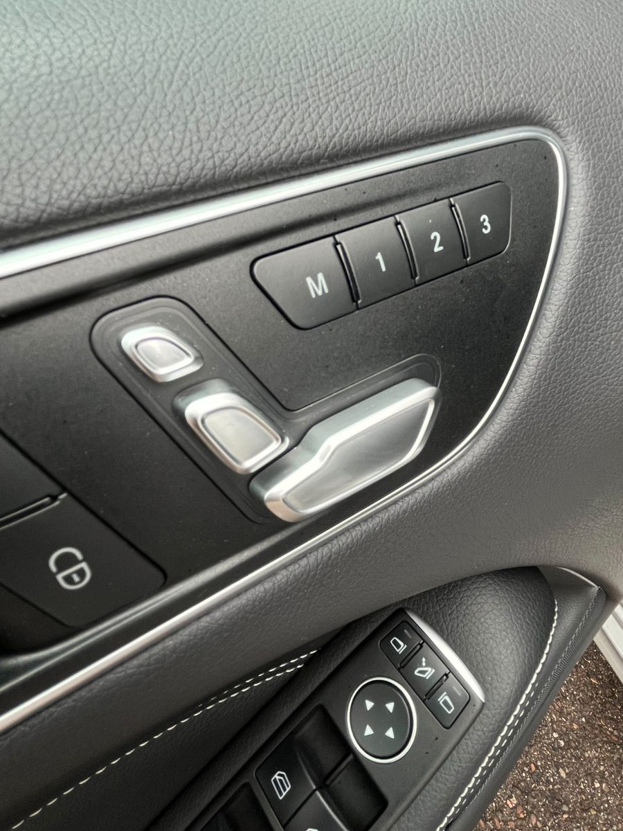 Fahrzeugabbildung Mercedes-Benz B 200 B -Klasse B 200,Panodach,Kamera