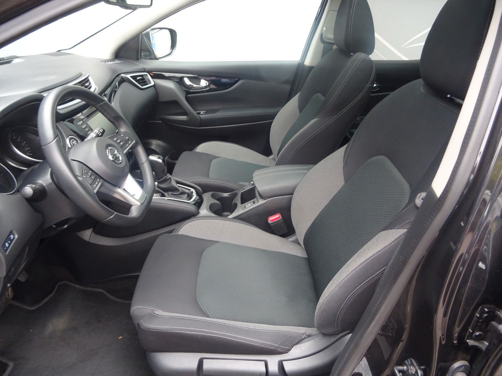Fahrzeugabbildung Nissan Qashqai Zama,Panodach,Kamera