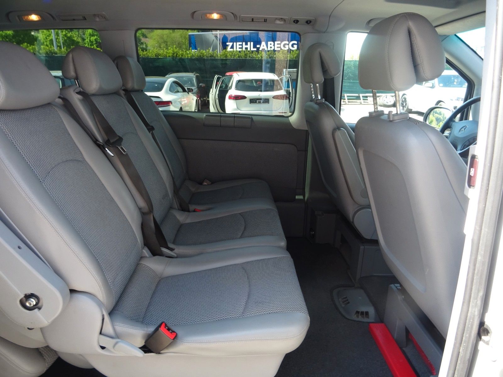 Fahrzeugabbildung Mercedes-Benz Viano 2.2 CDI  Trend Activity lang 7 Sitzer,AHK