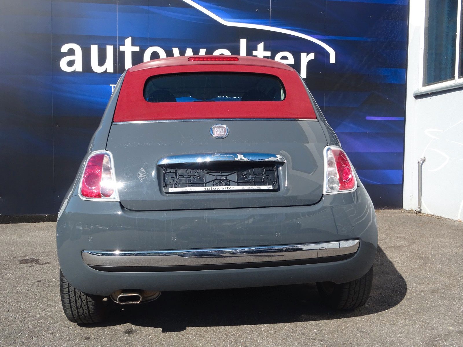 Fahrzeugabbildung Fiat 500 Lounge Cabrio