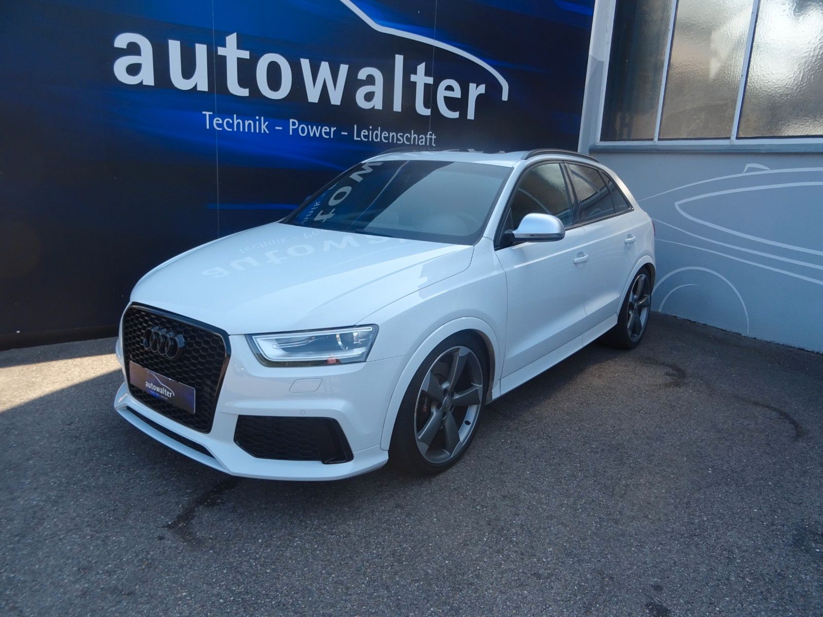 Fahrzeugabbildung Audi RSQ3 RS Q3 2.5 TFSI quattro,AHK Schwenkbar