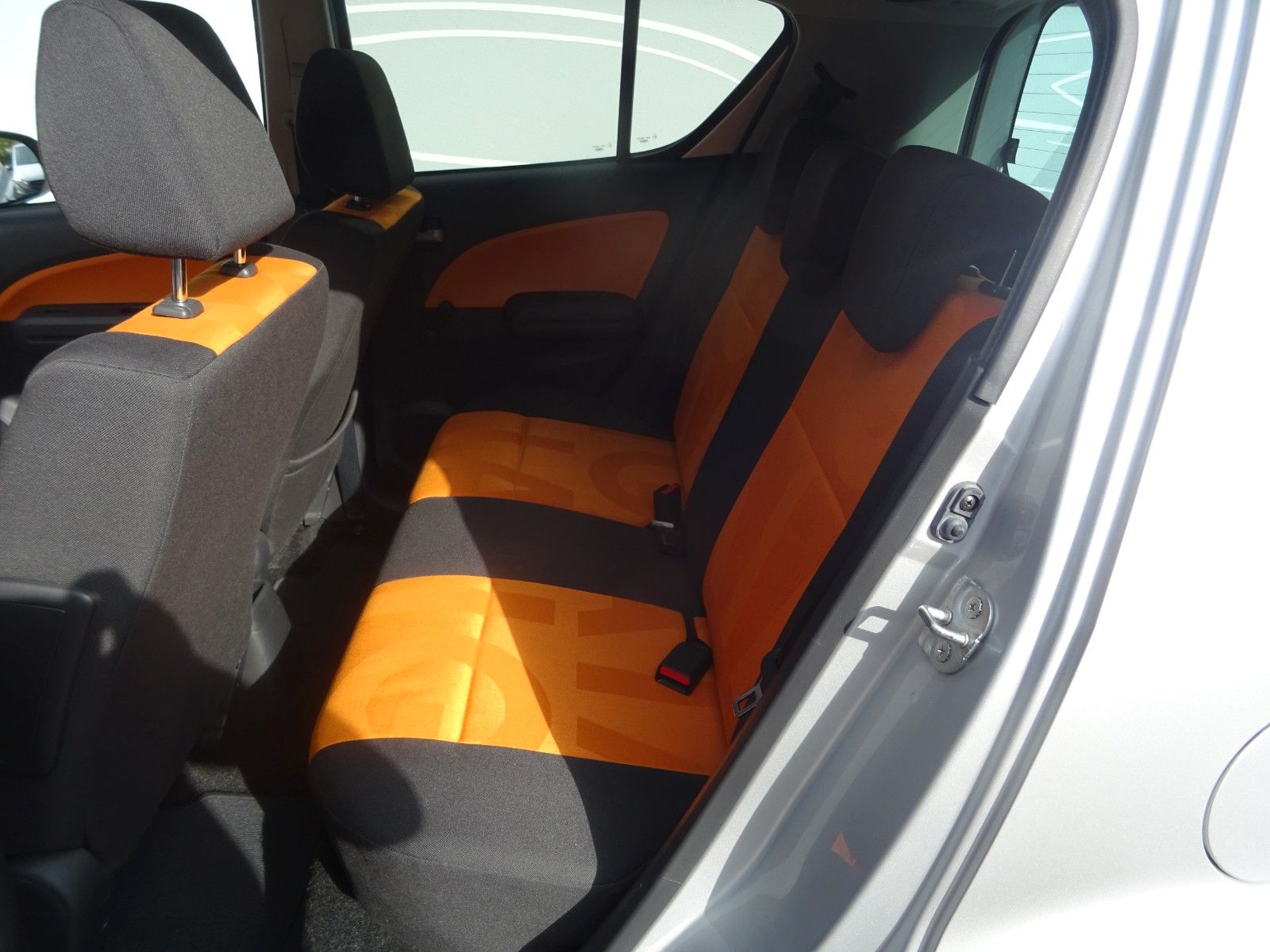 Fahrzeugabbildung Opel Agila B Edition