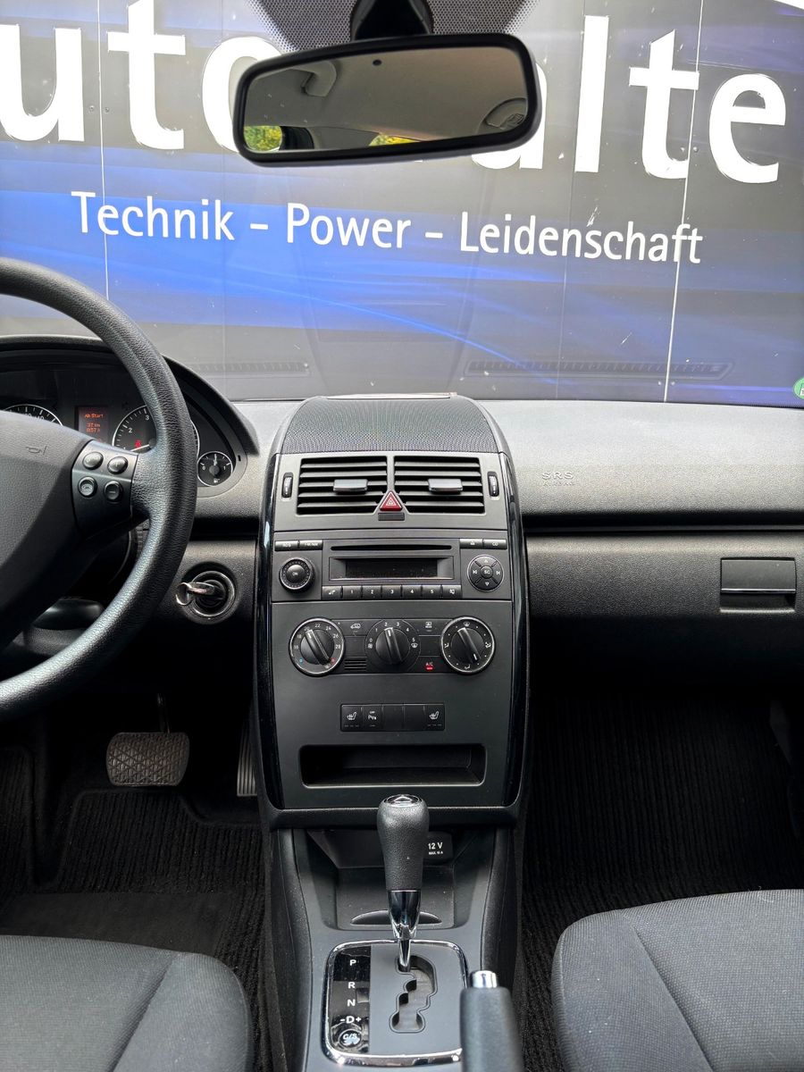 Fahrzeugabbildung Mercedes-Benz A 180 A -Klasse A 180