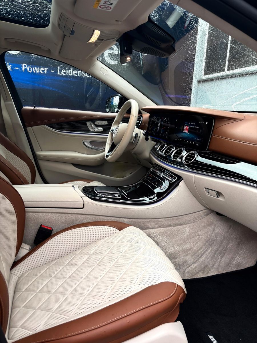 Fahrzeugabbildung Mercedes-Benz E 400 d 4Matic,Designo,Standheizung