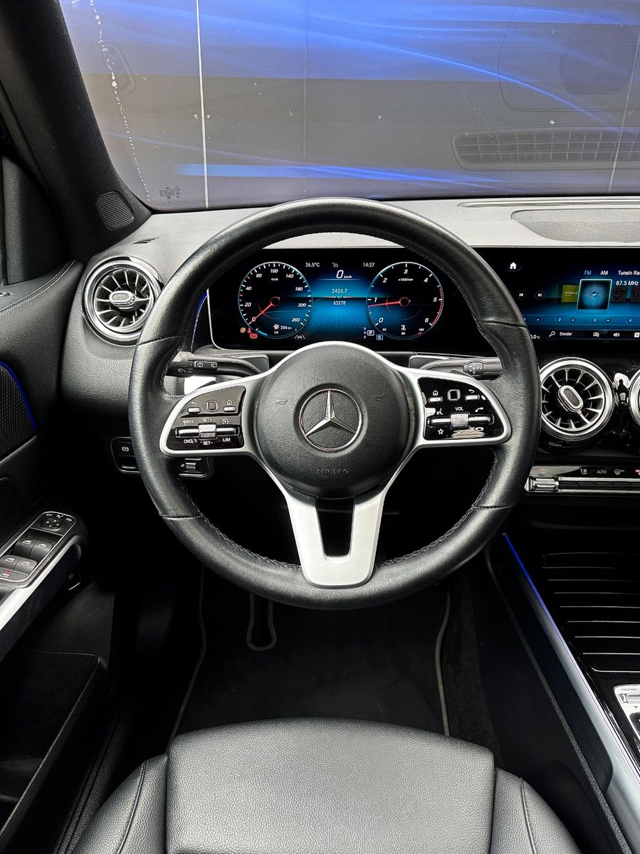 Fahrzeugabbildung Mercedes-Benz GLB 200 d 4Matic,Night-Paket,AHK Schwenkbar,