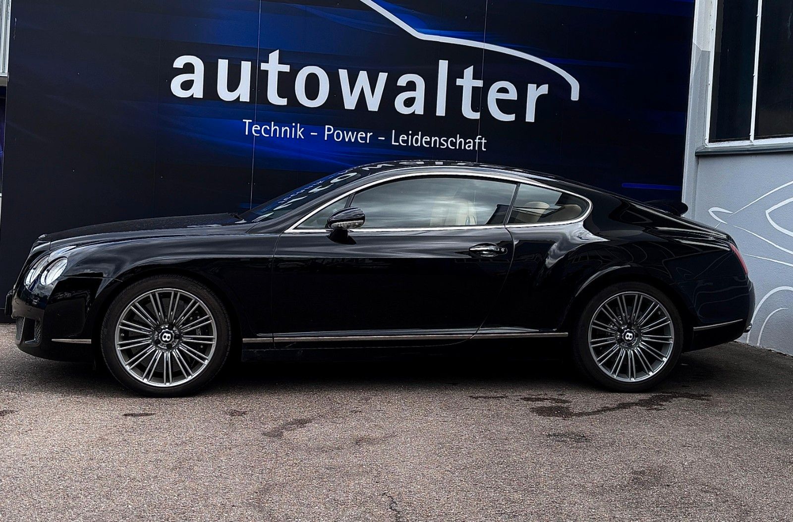 Fahrzeugabbildung Bentley Continental GT SPEED