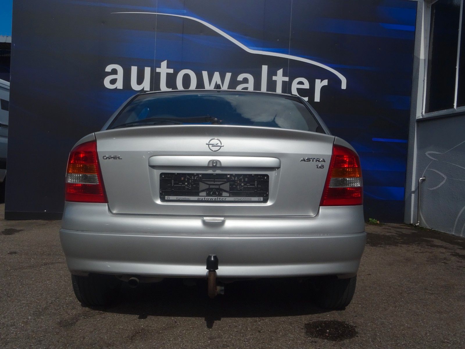Fahrzeugabbildung Opel Astra 1.6 16V Selection