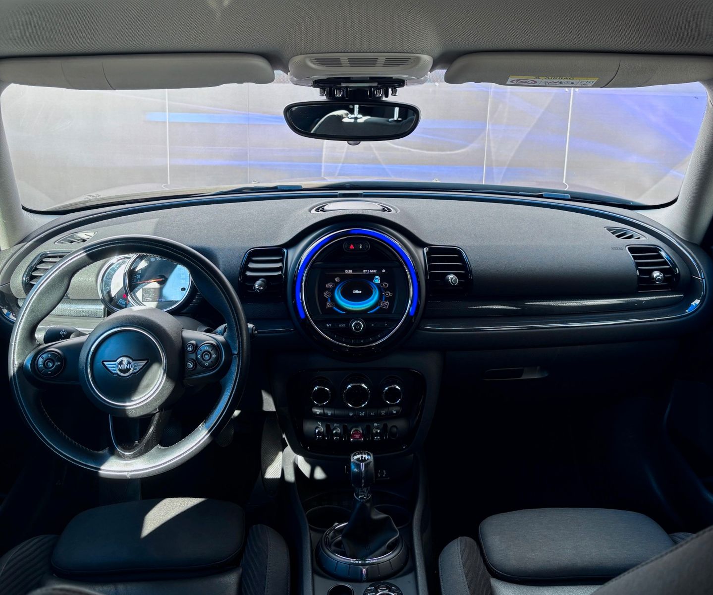 Fahrzeugabbildung MINI Cooper Clubman
