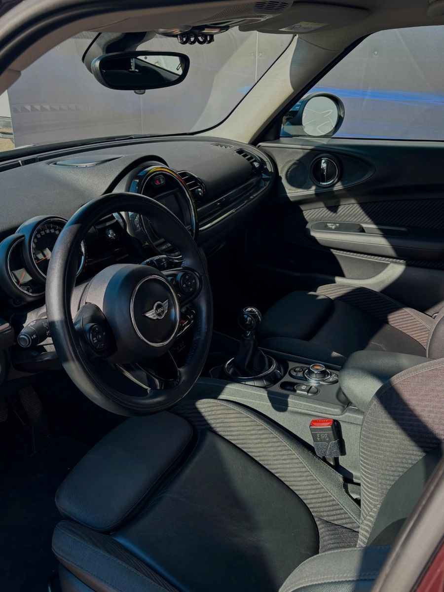 Fahrzeugabbildung MINI Cooper Clubman