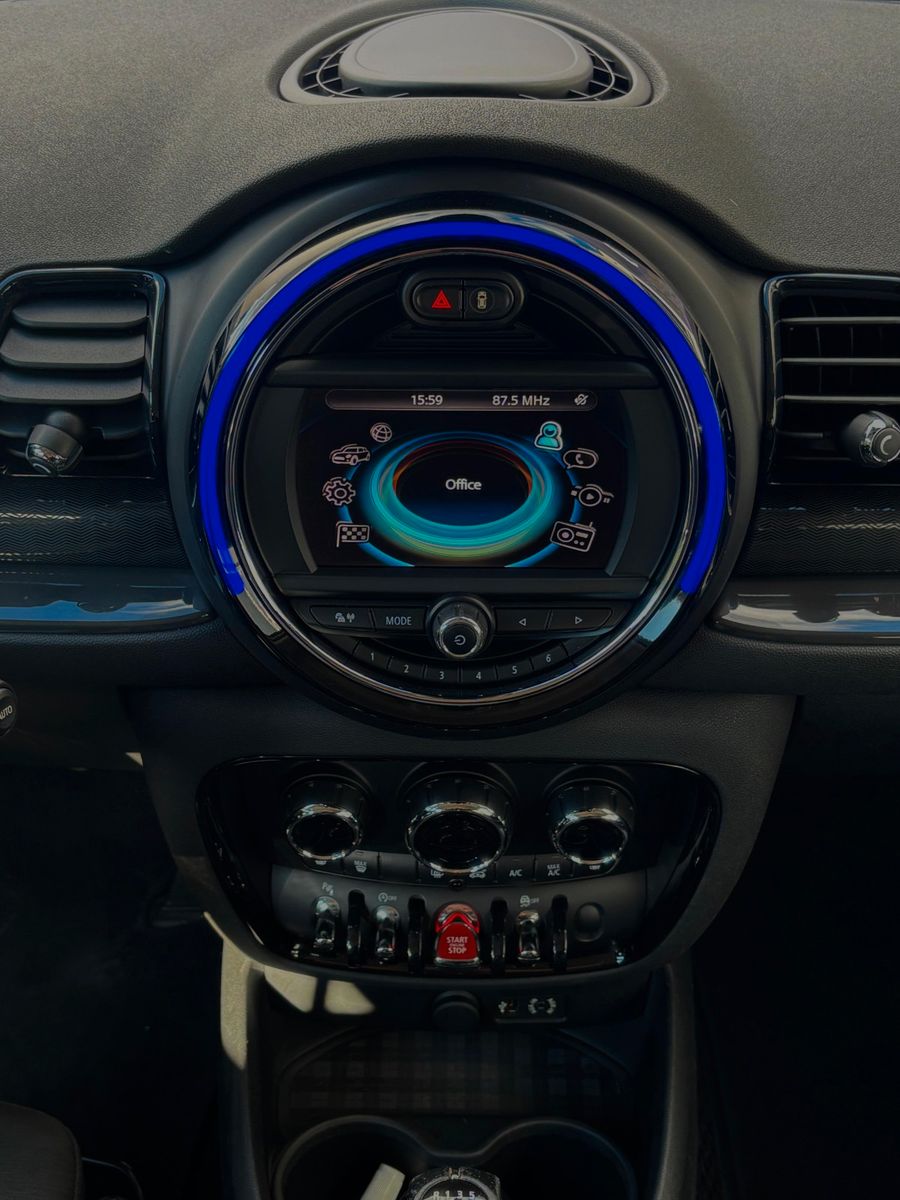 Fahrzeugabbildung MINI Cooper Clubman
