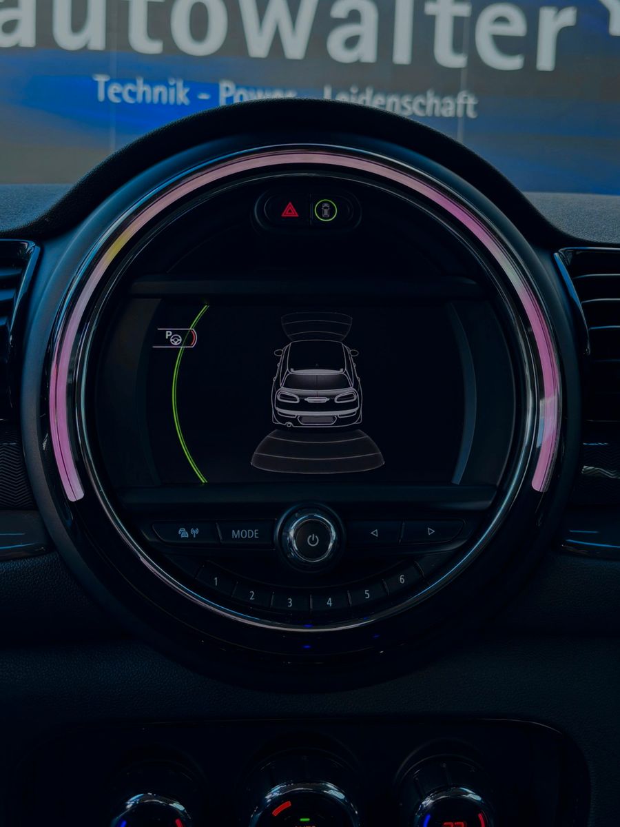 Fahrzeugabbildung MINI Cooper Clubman
