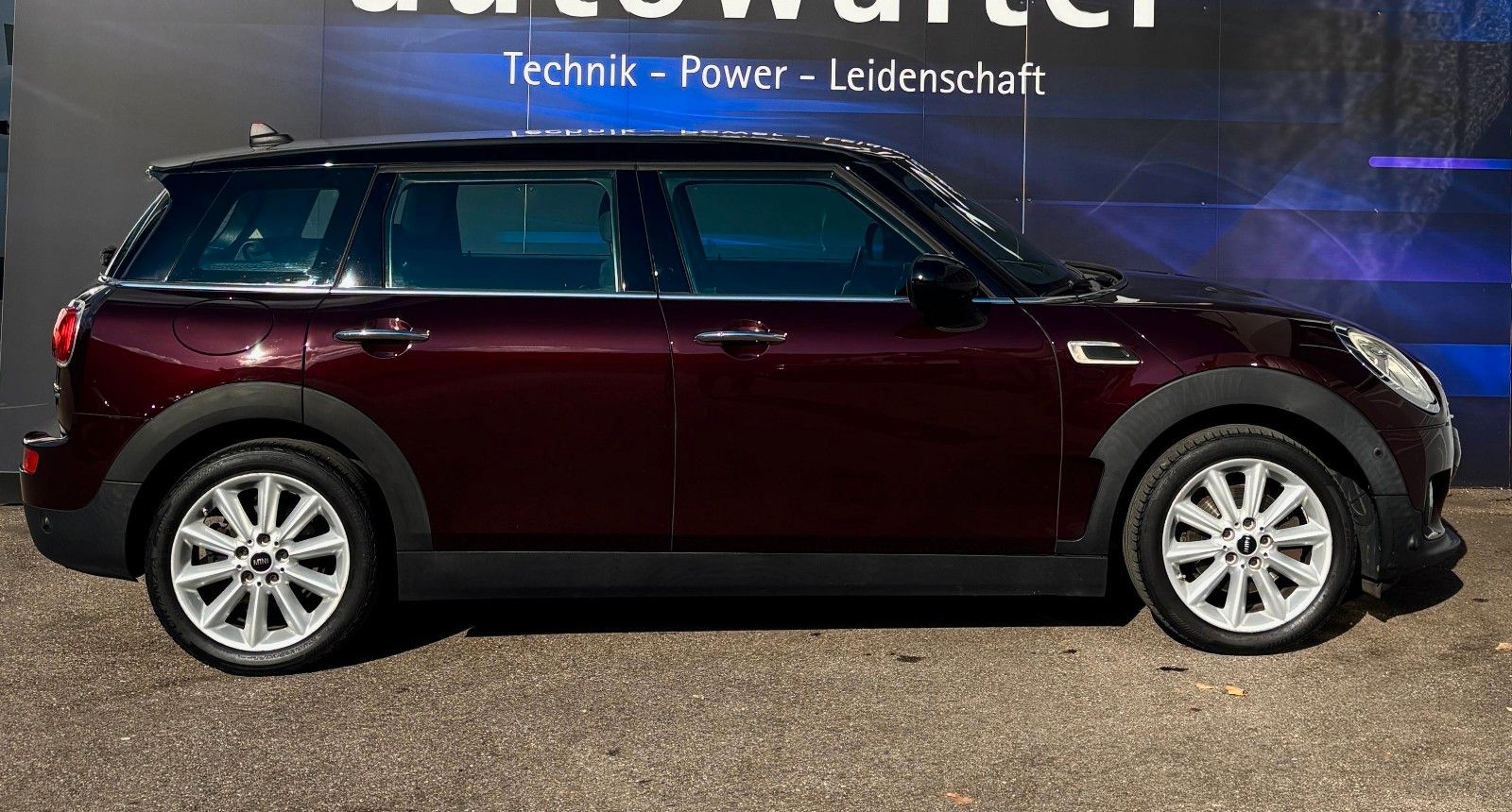 Fahrzeugabbildung MINI Cooper Clubman