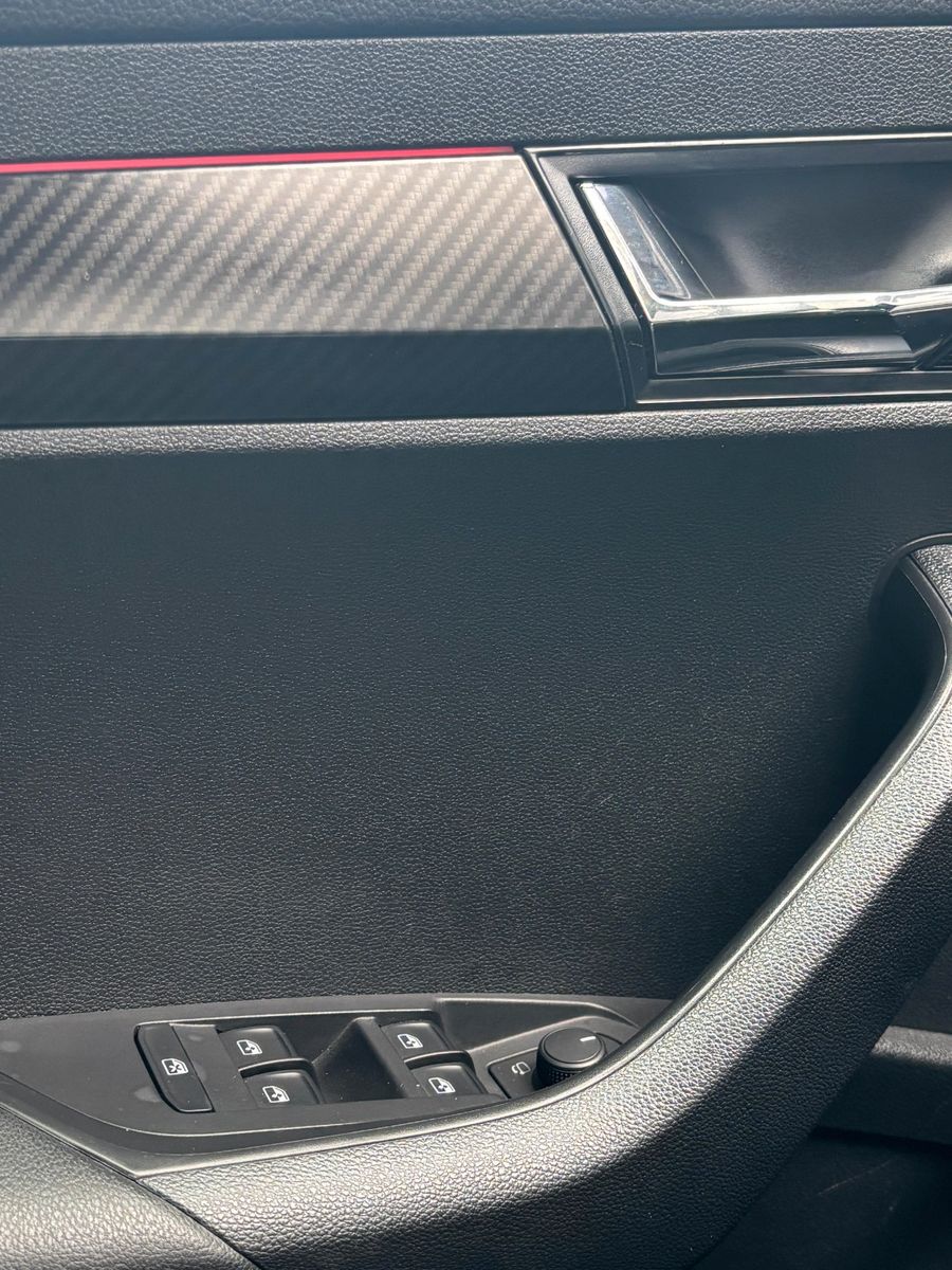 Fahrzeugabbildung SKODA Karoq Sportline