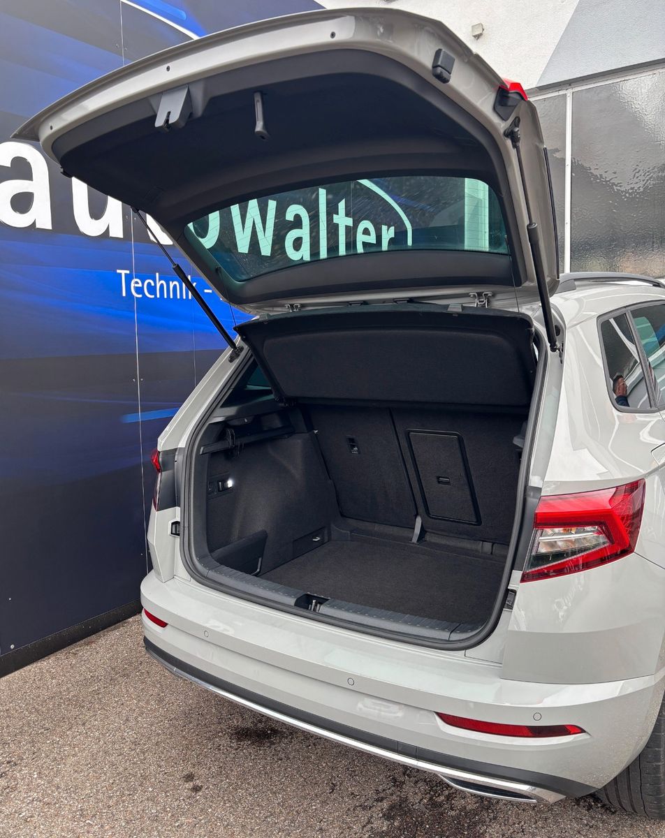 Fahrzeugabbildung SKODA Karoq Sportline