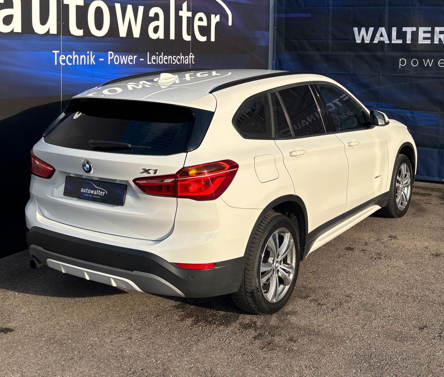 Fahrzeugabbildung BMW X1 sDrive 18 d Sport Line