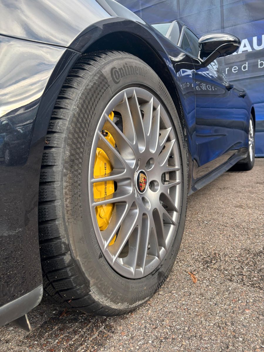 Fahrzeugabbildung Porsche Panamera Turbo S-Vollausstattung