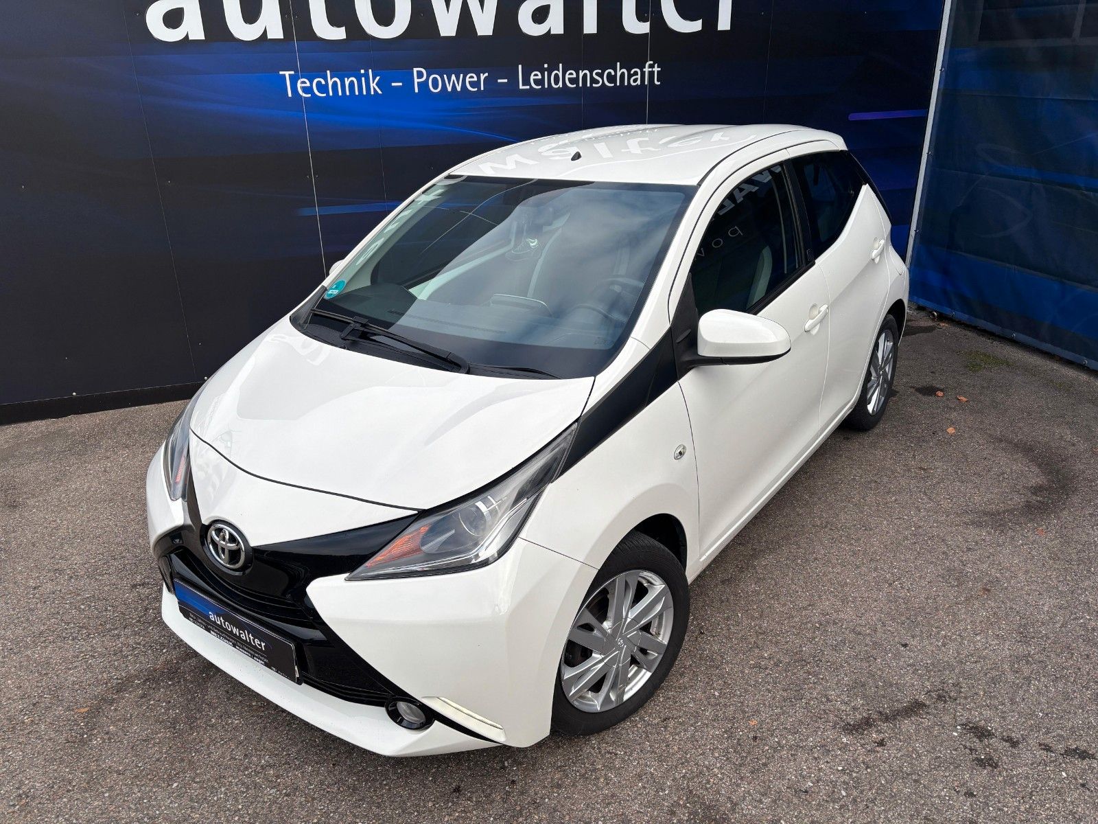 Fahrzeugabbildung Toyota Aygo AYGO x-play Team D